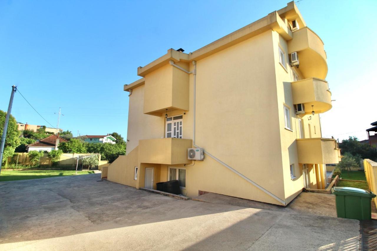Apartments Cejovic Бар Екстер'єр фото